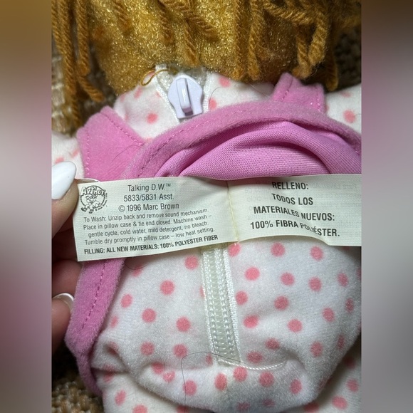 Arthur Vintage 2003 Playskool Bundle of Talking Arthur & Talking D.W. Plush - Picture 8 of 9